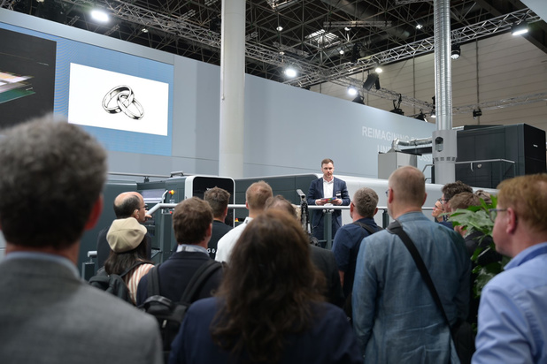 La VariJET 106 en démonstration sur le stand de Koenig & Bauer Durst à la Drupa