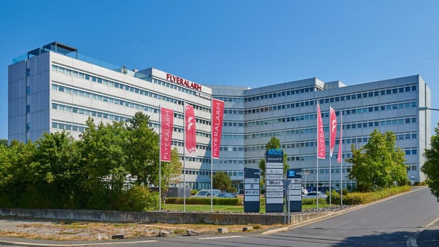 Flyeralarm optimise son Web-to-Print avec des logiciels de Durst